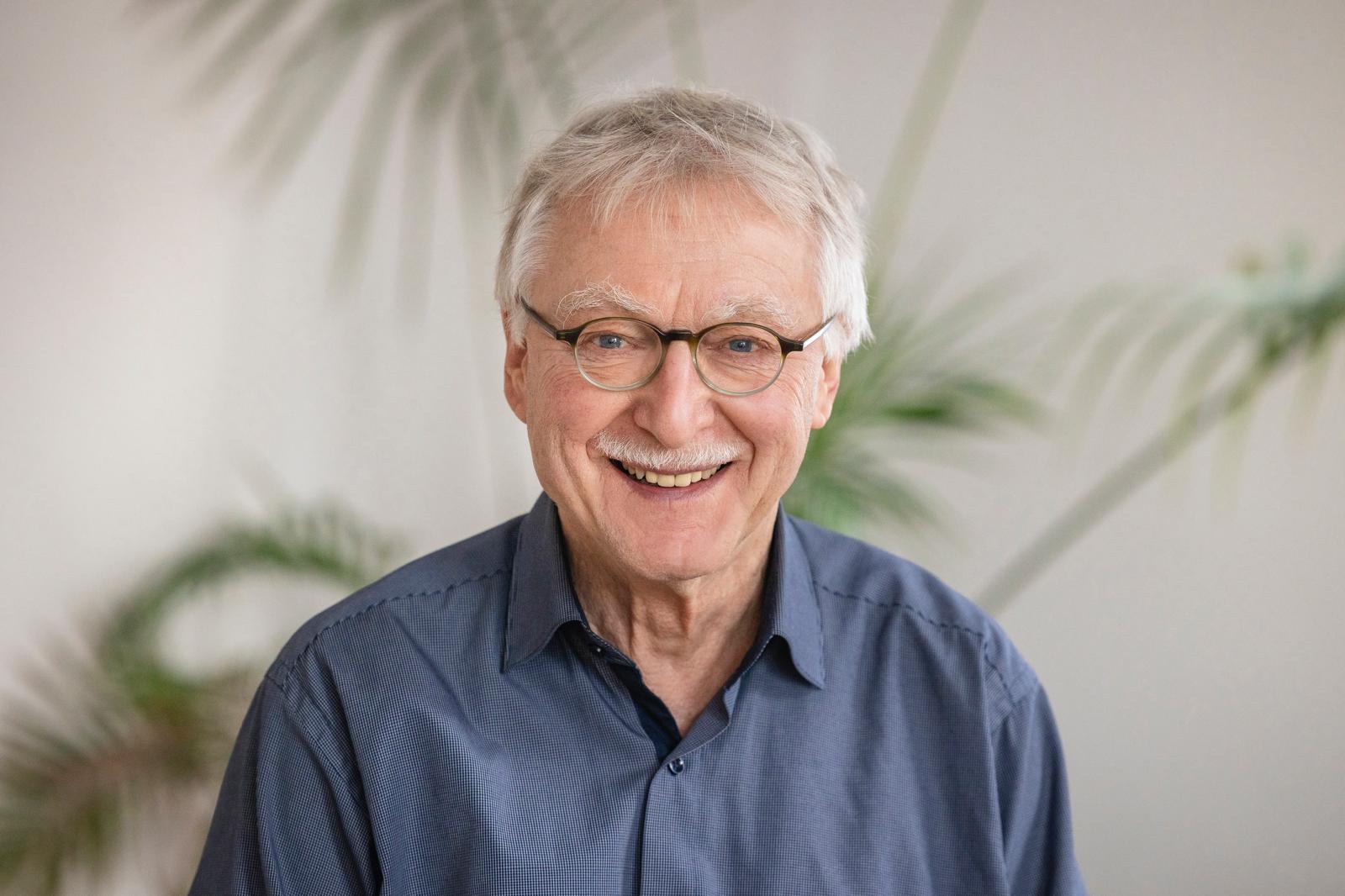 Dr. Matthias Lauterbach